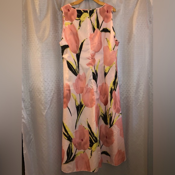Two piece Light In The Box party dress. Never worn. NWOT - Picture 4 of 9